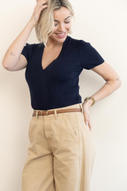 Est'Seven :  Stretch top with V-neck Emma | dark blue - img4