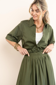 Est'Seven |  Poplin blouse Alijah | green  | Picture 8