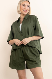 Est'Seven |  Poplin blouse Alijah | green  | Picture 5