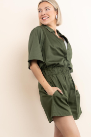 Est'Seven |  Poplin shorts Defne | green  | Picture 7