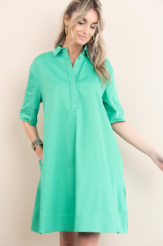Est'Seven |  Poplin dress Beyza | green  | Picture 5