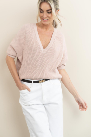 by-bar |  Cotton sweater with V-neck Lune | pink | Picture 5