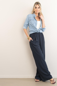 by-bar |  Viscose wide leg trousers Benji | dark blue | Picture 2