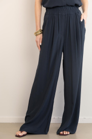by-bar |  Viscose wide leg trousers Benji | dark blue | Picture 4