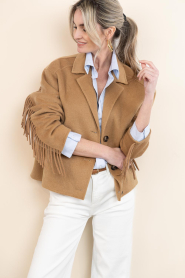 Alter Ego |  Woolen jacket with fringes Billie | camel | Picture 10