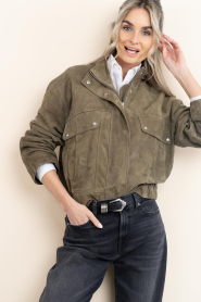 Alter Ego :  Suede bomber jacket Beccy | green - img9