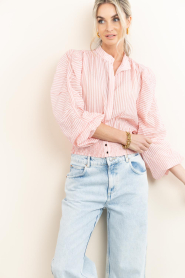 Aaiko |  Checkered blouse with puffed sleeves Beaudine | pink | Picture 4