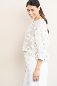 Aaiko |  Shiny top with embroidery Alanza | natural | Picture 6