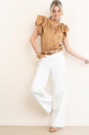 Aaiko |  Blouse with ruffles Gezana | camel | Picture 3