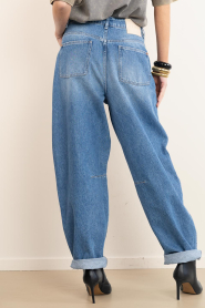 Aaiko :  Barrel jeans Sacha | blue - img6