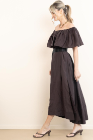 Copenhagen Muse |  Off-shoulder maxi dress Molly | brown | Picture 5