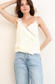Copenhagen Muse |  Top with lace details Norma | light yellow | Picture 6