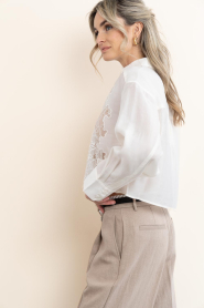Copenhagen Muse |  Cropped blouse with lace details Molly | natural | Picture 6