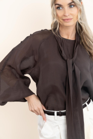 Copenhagen Muse |  Ciffon top with buttons Tilly | brown | Picture 9