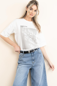 Copenhagen Muse |  Boxy T-shirt with print Muse | natural | Picture 4