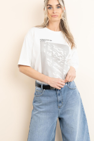 Copenhagen Muse |  Boxy T-shirt with print Muse | natural | Picture 5