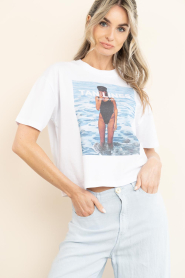 Elite Paris |  Cropped T-shirt with print Tan | white | Picture 10