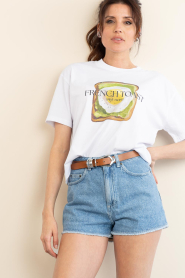 Elite Paris :  Cropped T-shirt with print Toast | white - img5