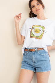 Elite Paris :  Cropped T-shirt with print Toast | white - img6