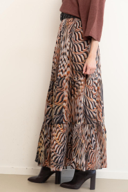 Devotion |  Maxi skirt with print Chloe | brown | Picture 8