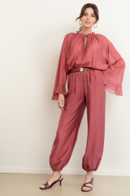 Devotion |  Barrel pants Silkstone | dark pink | Picture 2