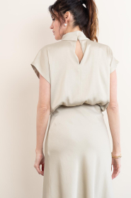 Drykorn |  Satin top Alaria | beige | Picture 7