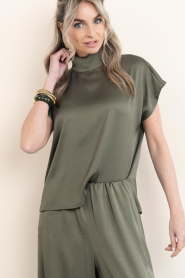 Drykorn :  Satin top Alaria | green - img5