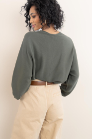 Drykorn |  Fine knitted sweater with flared sleeves Meami | green | Picture 7