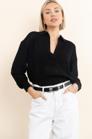 Drykorn |  Knitted sweater with V-neck Jorgia | black | Picture 2