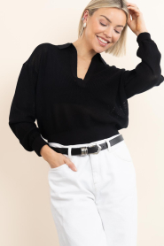 Drykorn |  Knitted sweater with V-neck Jorgia | black | Picture 5