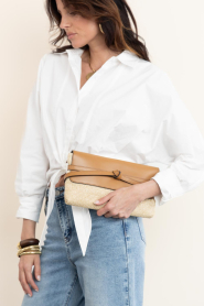 Gianni Chiarini |  Raffia clutch with leather details Belty | natural | Picture 3