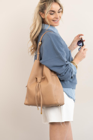 Gianni Chiarini |  Leather shoulder bag Sienna | natural | Picture 3