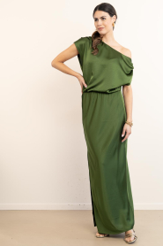 Dante6 |  Satin off-shoulder dress | green  | Picture 4