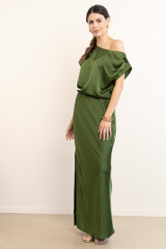 Dante6 |  Satin off-shoulder dress | green  | Picture 5