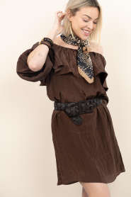 Dante6 |  Viscose off- shoulder dress Kyo | brown | Picture 7