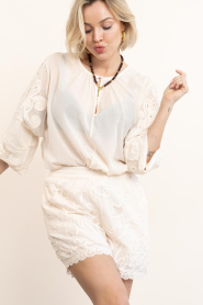 Dante6 |  Embroidered shorts Nive | natural | Picture 2