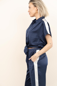 Dante6 :  Satin knotted blouse Siren | dark blue - img9