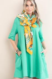Wild |  Scarf with print Bandidas | green | Picture 2