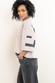 Haute L'Amitié :  Oversized sweater with logo Maxi | beige - img4