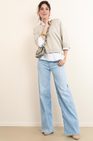 STUDIO AR |  Soft sweater with V-neck Sissy | beige | Picture 3