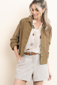 STUDIO AR :  Suede short Sofie | taupe - img5