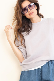 A. Kjaerbede :  Sunglasses with oversized frame Kaya | purple - img2