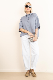 A. Kjaerbede :  Squared sunglasses Pluto | brown - img3