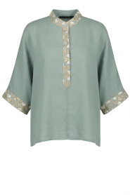 Greek Archaic Kori |  Rami top with embroidery Flakes | grey | Picture 1