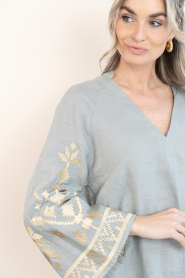 Greek Archaic Kori |  Dress with embroidery Belle | grey | Picture 5