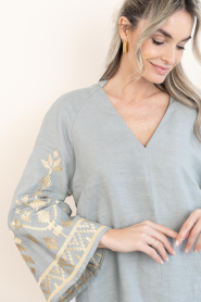 Greek Archaic Kori |  Dress with embroidery Belle | grey | Picture 10