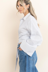 Club L'avenir |  Wrap striped blouse Macy | white-blue | Picture 8
