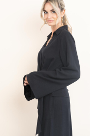 Club L'avenir |  Linen viscose mix top Zula | black | Picture 7