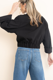 Club L'avenir |  Cropped blazer Veya | black | Picture 8