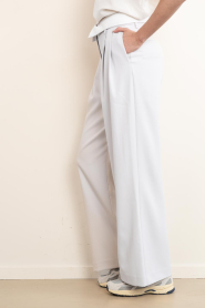 Club L'avenir :  Trousers with flap Alaya | natural - img6